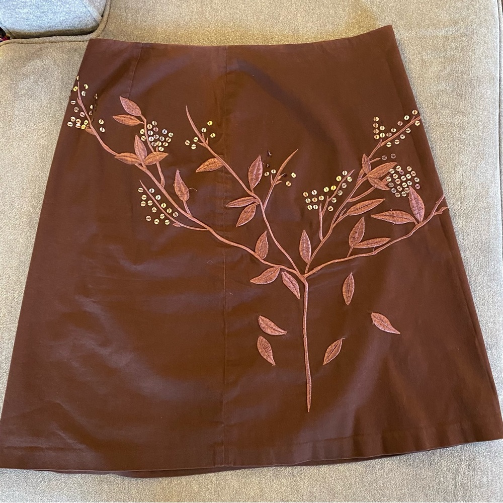 Skirt with sequin details